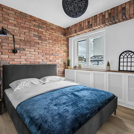 Vistula Loft Blue By Bookinghost